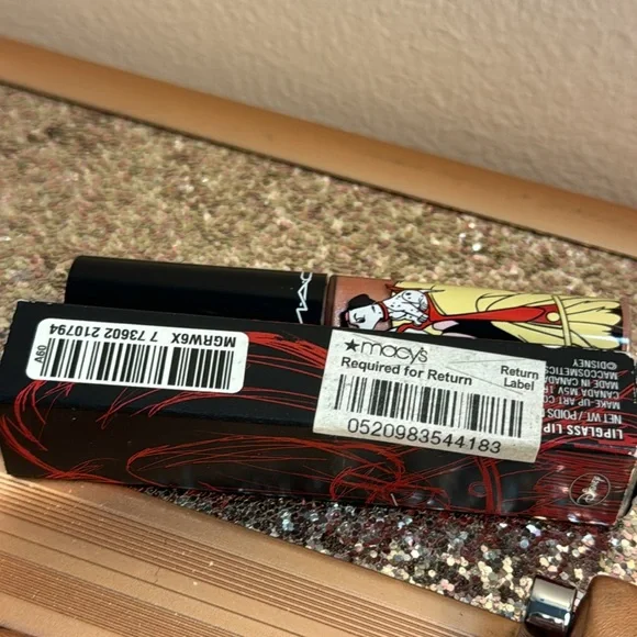 MAC COSMETICS DISNEY VENOMOUS VILLAINS CRUELLA Lipglass Lipgloss NEW